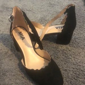 Mia covered toe sandals